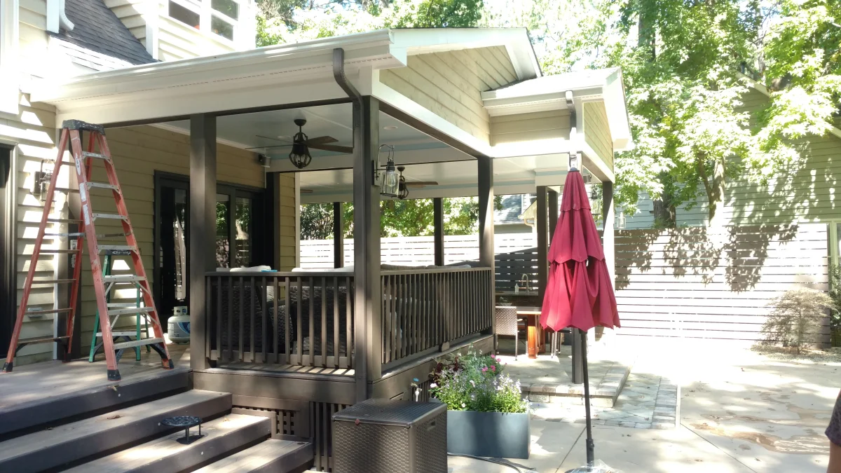 Covered Outdoor Kitchen